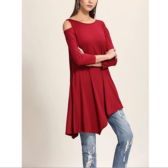 Red Flowy Oversized Cold Shoulder Tunic Blouse - Picture 2 of 5